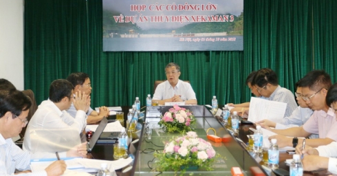 CÔNG TY CỔ PHẦN ĐIỆN VIỆT LÀO TỔ CHỨC HỌP CÁC CỔ ĐÔNG LỚN VỀ DỰ ÁN THỦY ĐIỆN XEKAMAN3
