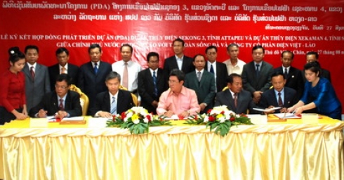  LỄ KÝ HỢP ĐỒNG PHÁT TRIỂN DỰ ÁN (PDA) THỦY ĐIỆN SEKONG 3 và THỦY ĐIỆN XEKAMAN 4 Giữa CHÍNH PHỦ CHDCND LÀO với TẬP ĐOÀN SÔNG ĐÀ và CÔNG TY CỔ PHẦN ĐIỆN VIỆT - LÀO