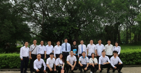 CHƯƠNG TRÌNH VỀ NGUỒN VÀ LỄ KẾT NẠP ĐẢNG VIÊN MỚI  NHÂN DỊP KỶ NIỆM 134 NĂM NGÀY SINH CHỦ TỊCH HỒ CHÍ MINH